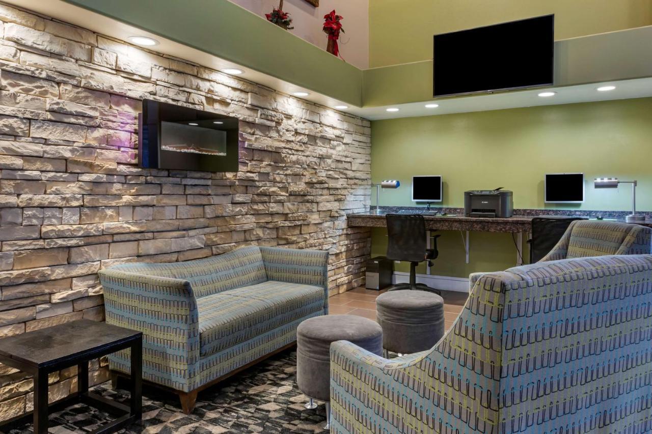 Best Western Airport Albuquerque Innsuites Hotel & Suites Exterior photo