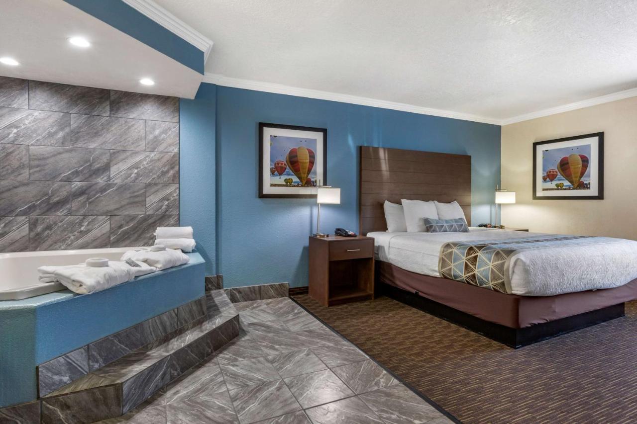 Best Western Airport Albuquerque Innsuites Hotel & Suites Exterior photo