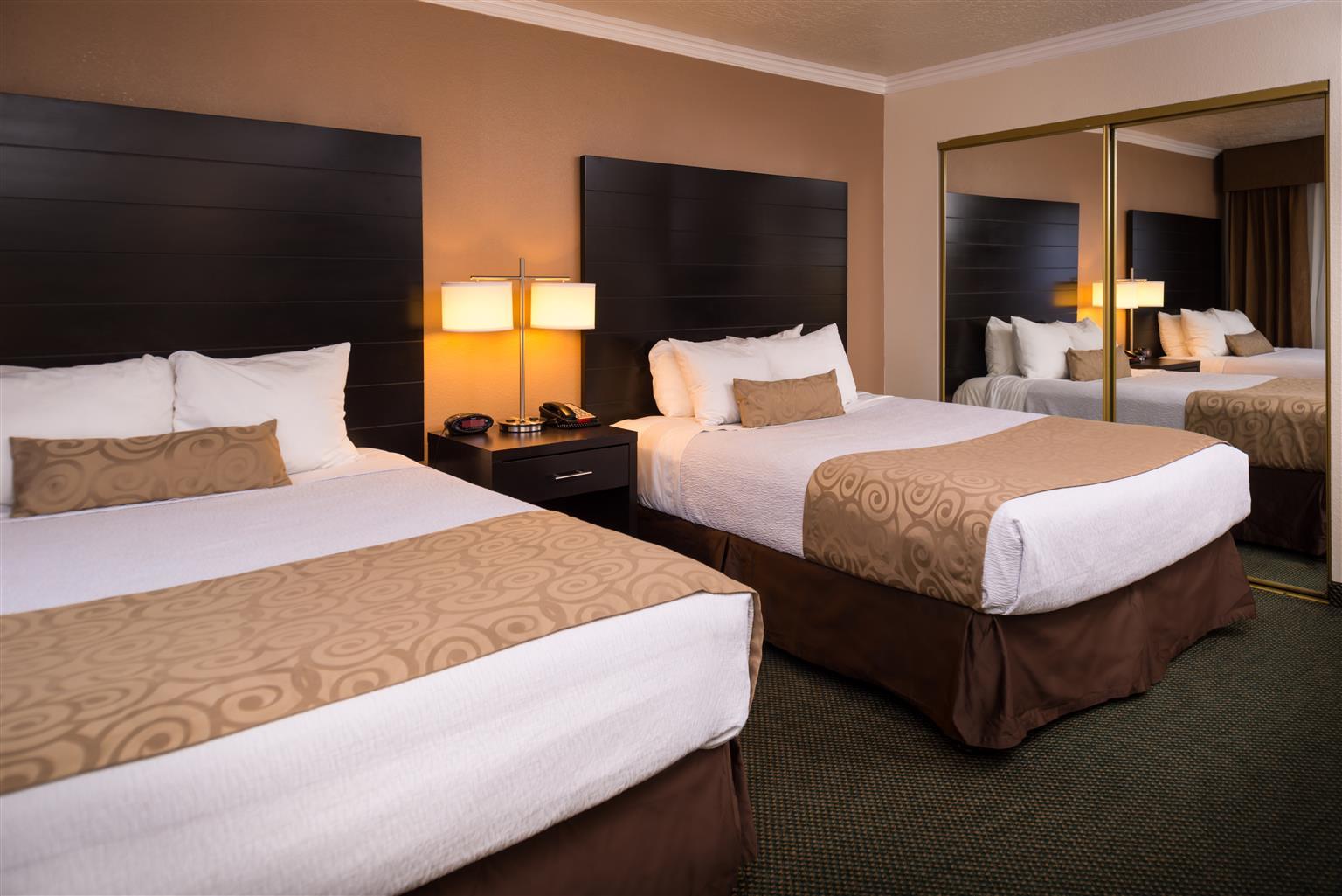 Best Western Airport Albuquerque Innsuites Hotel & Suites Exterior photo